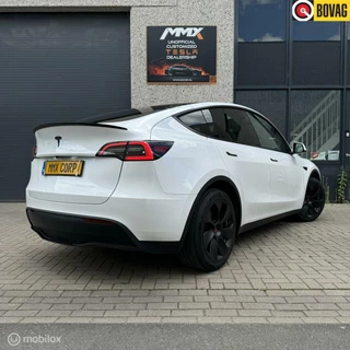 Hoofdafbeelding Tesla Model Y Tesla Model Y RWD WIT INTERIEUR SUBSIDIE IS TERUG MMX PACK