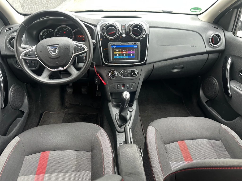 Hoofdafbeelding Dacia Logan