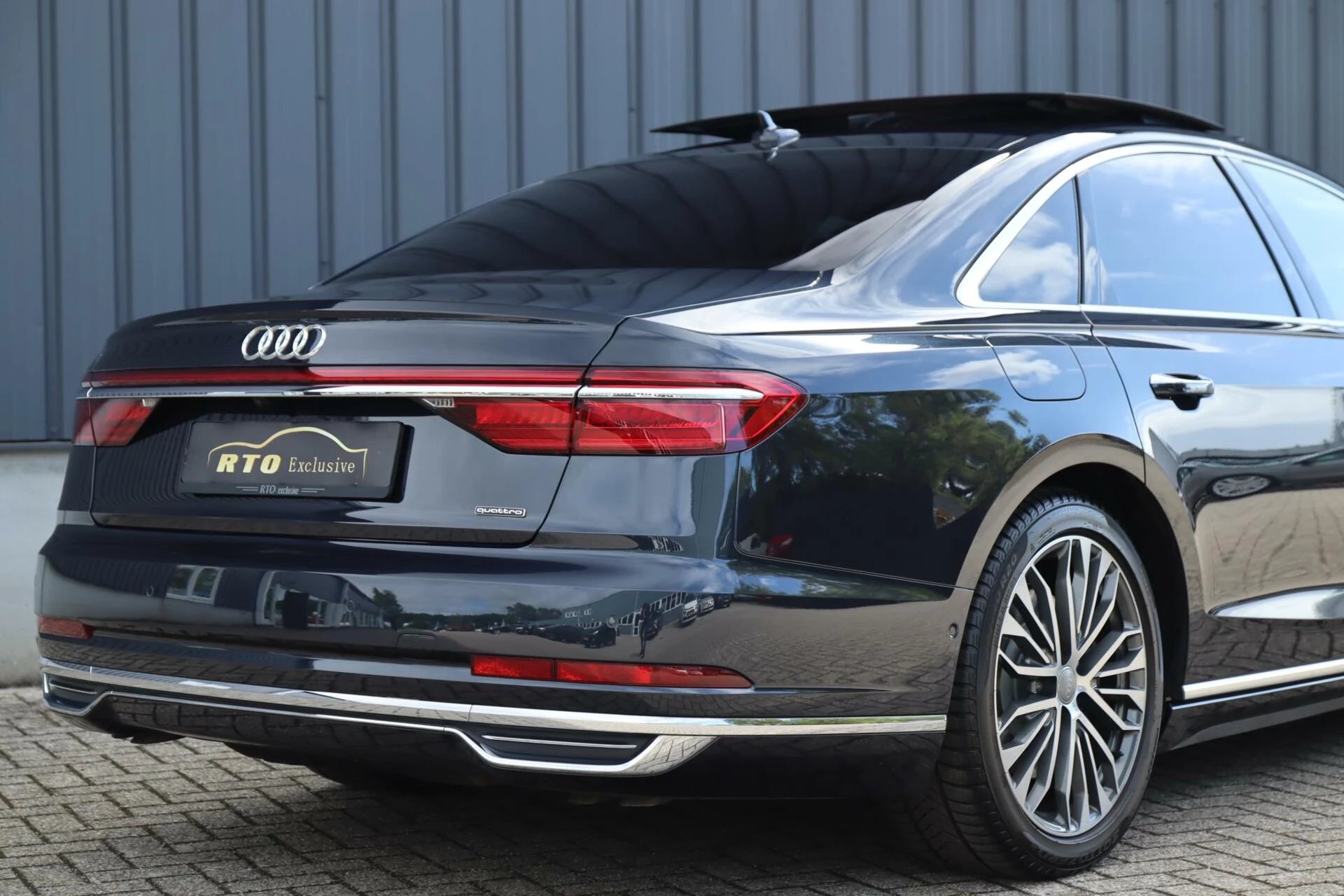 Hoofdafbeelding Audi A8