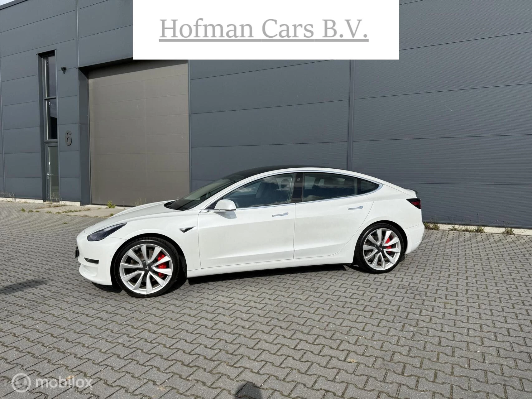Hoofdafbeelding Tesla Model 3