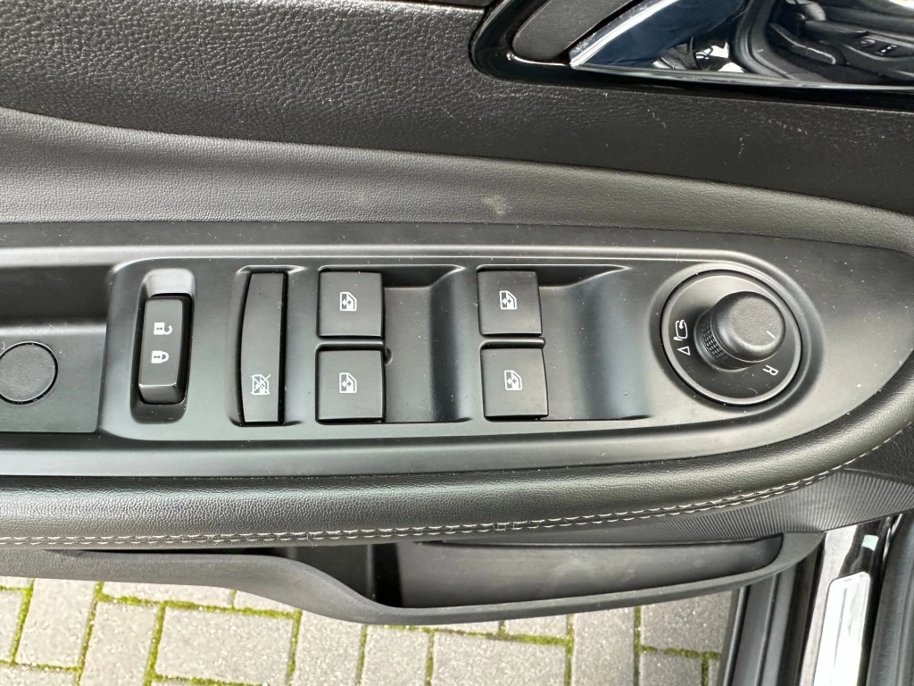 Hoofdafbeelding Opel Mokka X