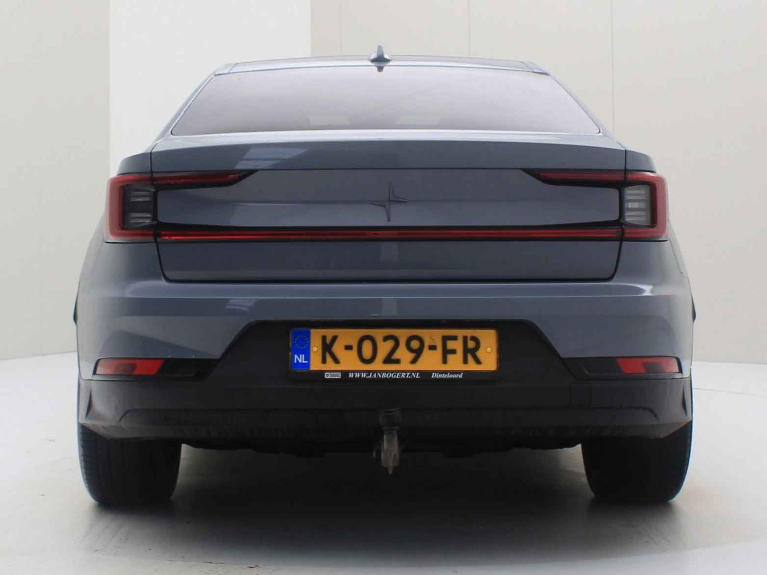 Hoofdafbeelding Polestar 2