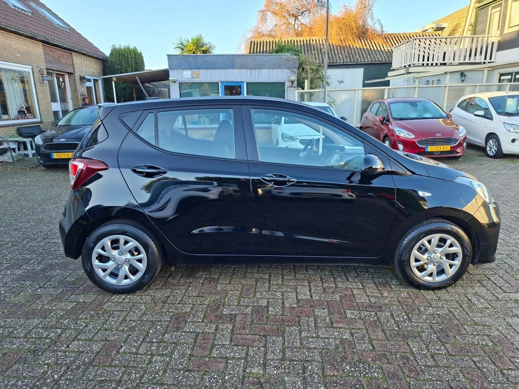 Hoofdafbeelding Hyundai i10
