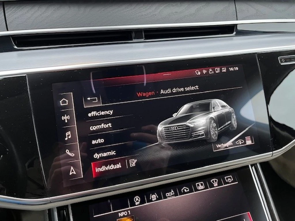 Hoofdafbeelding Audi A8