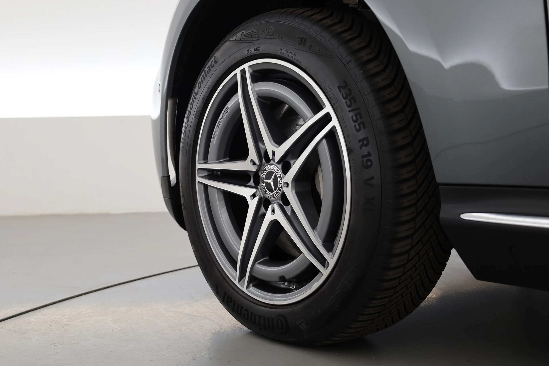 Hoofdafbeelding Mercedes-Benz EQC