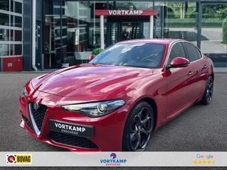 Hoofdafbeelding Alfa Romeo Giulia Alfa Romeo Giulia 2.0T B-TECH LEDER/MEMORY/TREKHAAK/CAMERA/NAVI/ACC/STOEL-STUURVERW