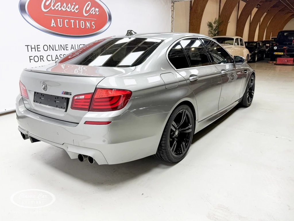 Hoofdafbeelding BMW M5