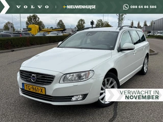 Volvo V70 2.0 T4 Classic Edition | Adaptieve Cruise controle | Spoiler | Bi-Xenon | Stuur + Stoel + Achterbank verwarming | Stand kachel |