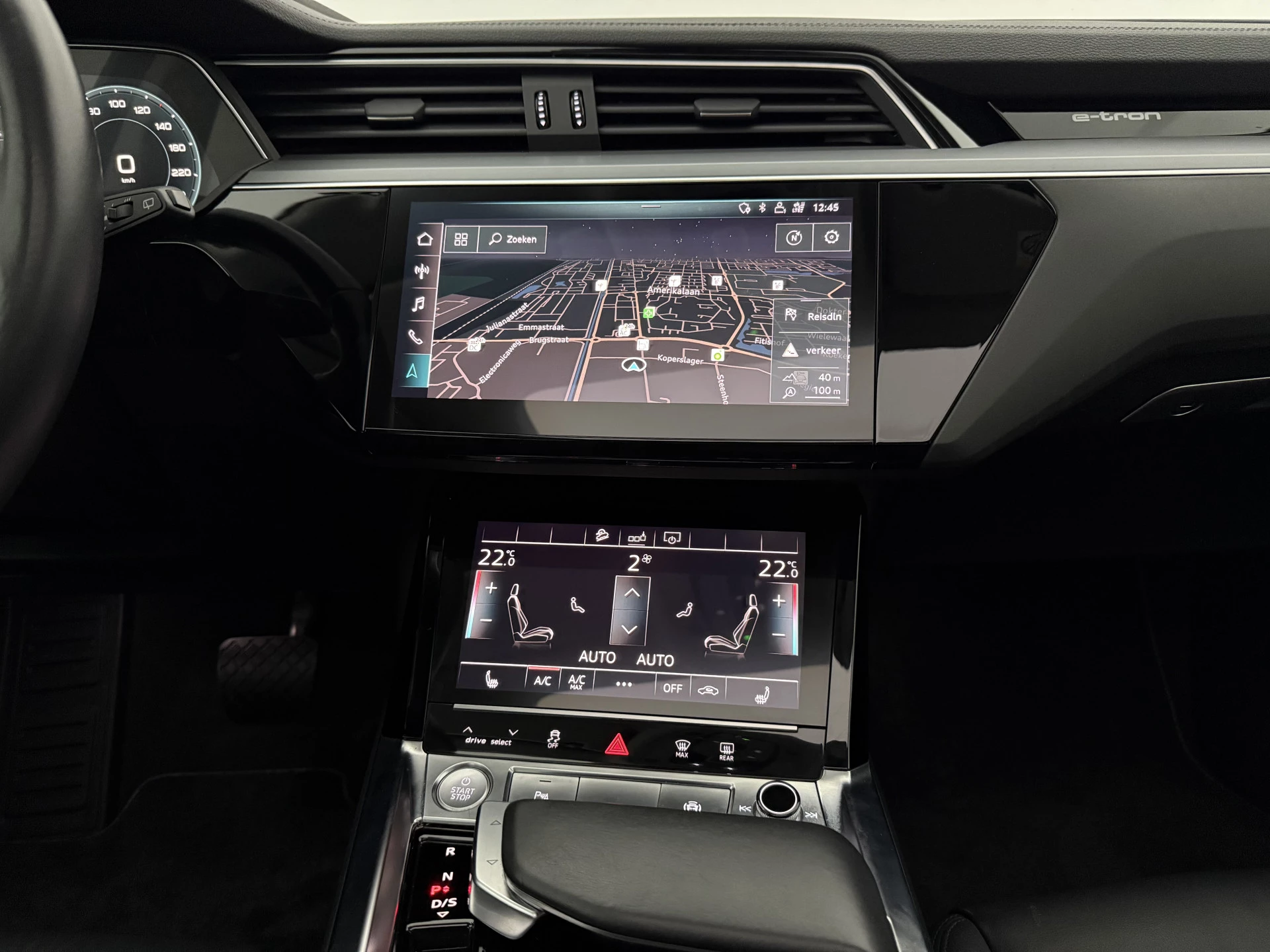 Hoofdafbeelding Audi e-tron