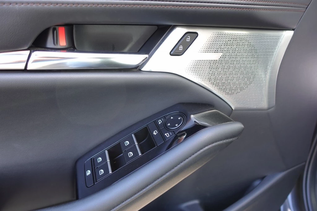 Hoofdafbeelding Mazda 3