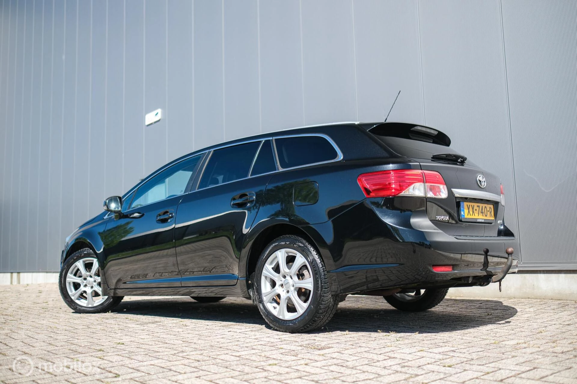 Hoofdafbeelding Toyota Avensis