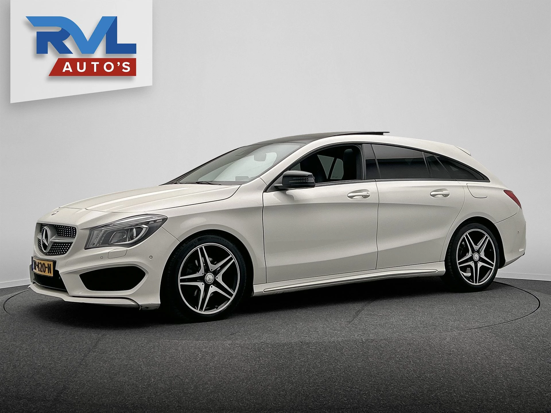 Hoofdafbeelding Mercedes-Benz CLA