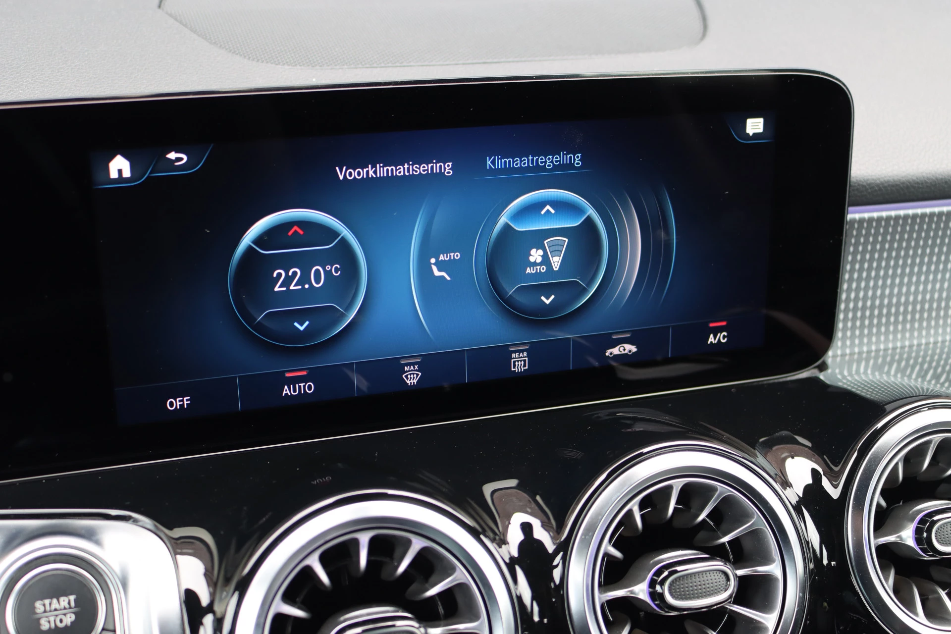 Hoofdafbeelding Mercedes-Benz EQB