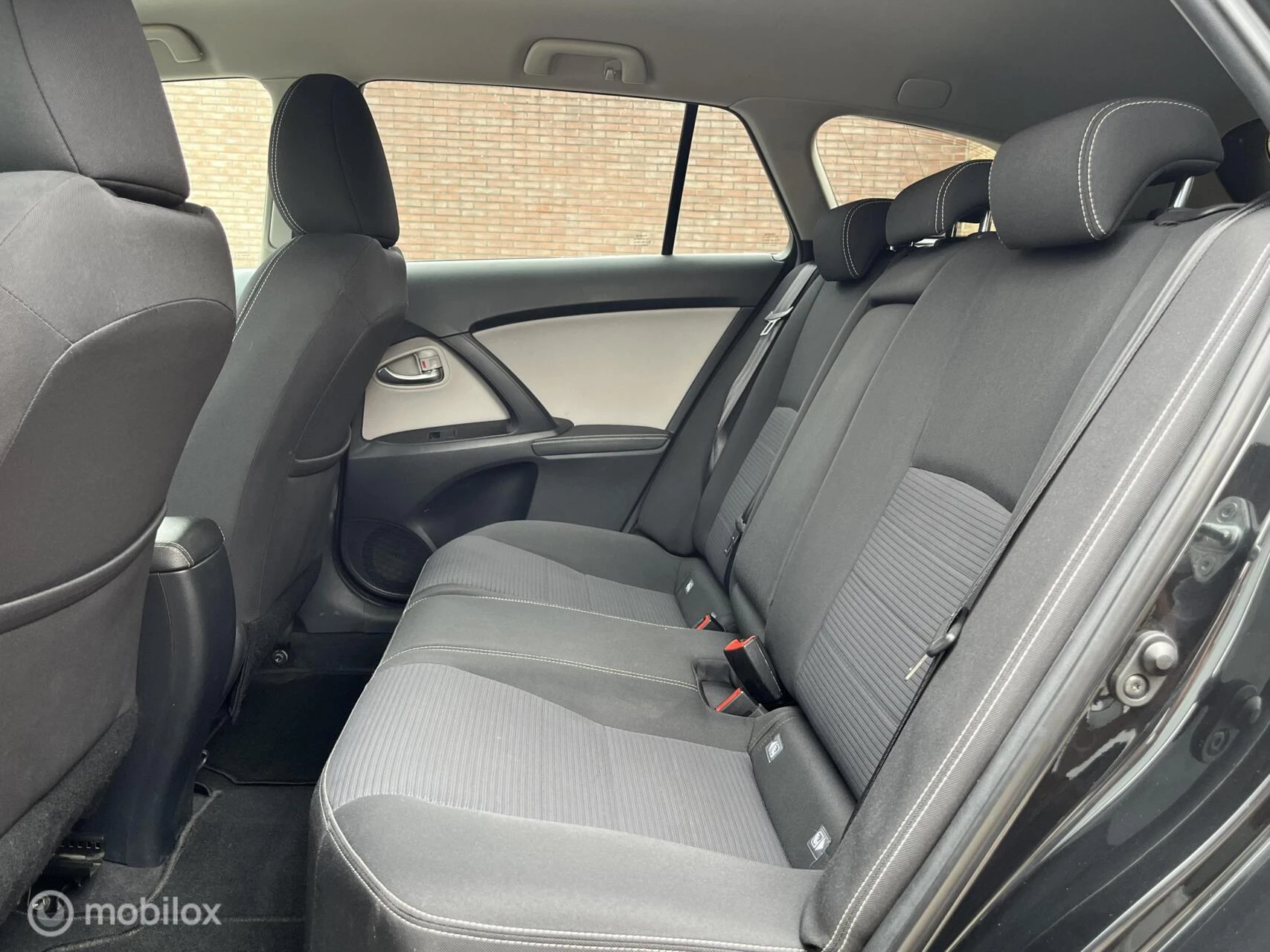 Hoofdafbeelding Toyota Avensis