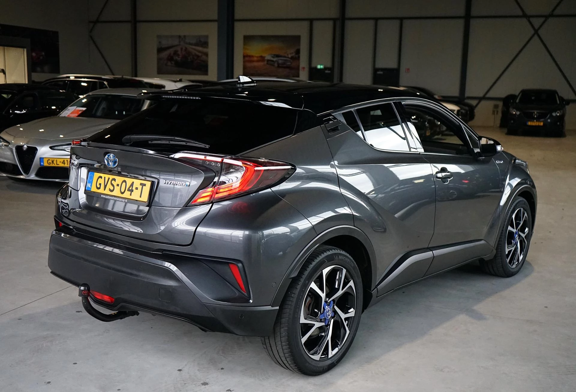 Hoofdafbeelding Toyota C-HR