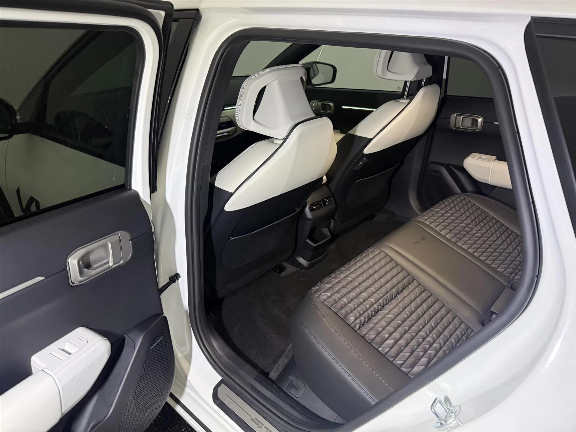 Hoofdafbeelding Kia EV4