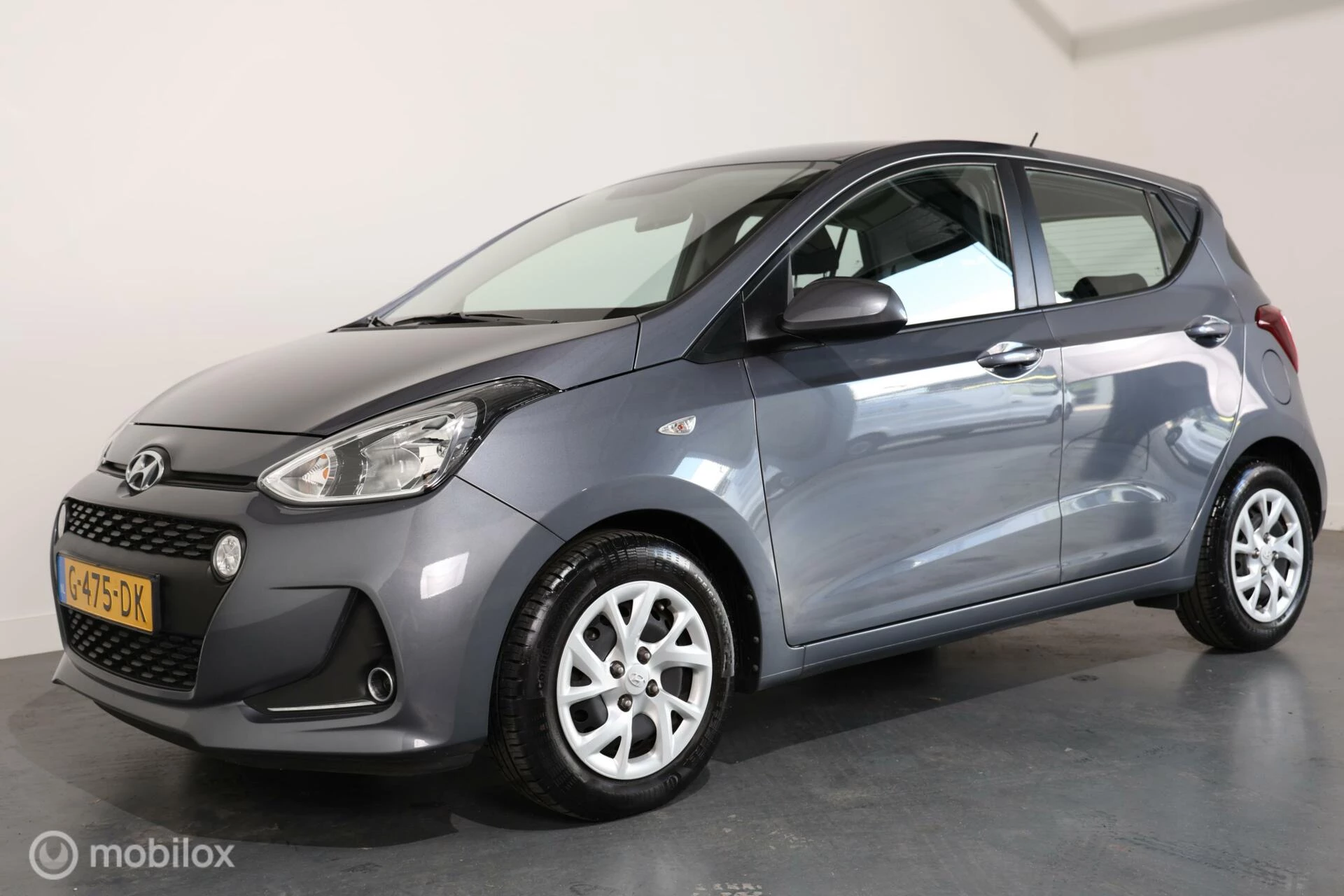 Hoofdafbeelding Hyundai i10