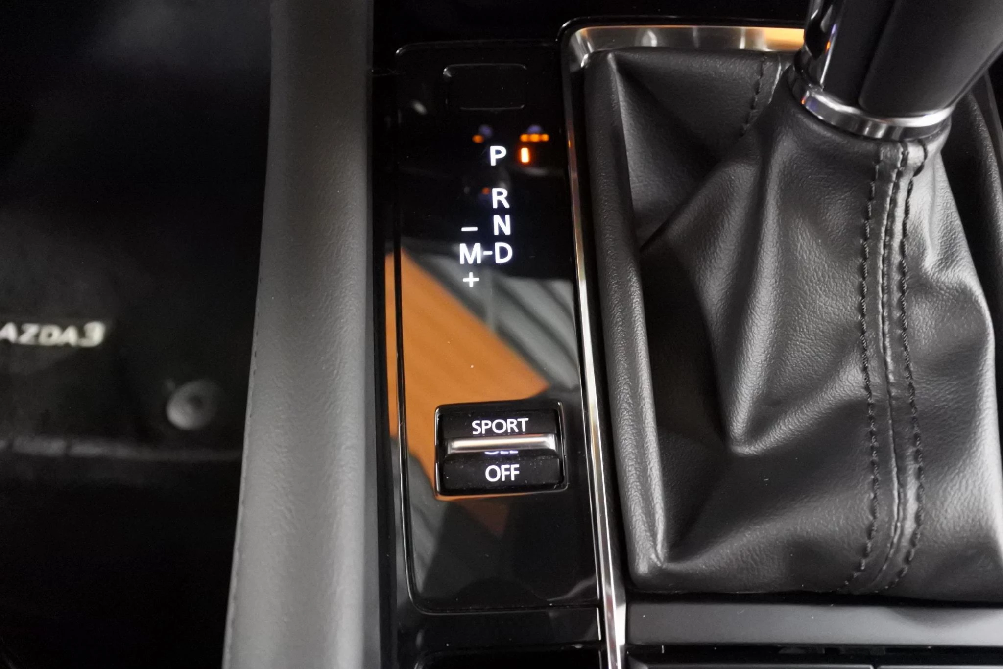 Hoofdafbeelding Mazda 3