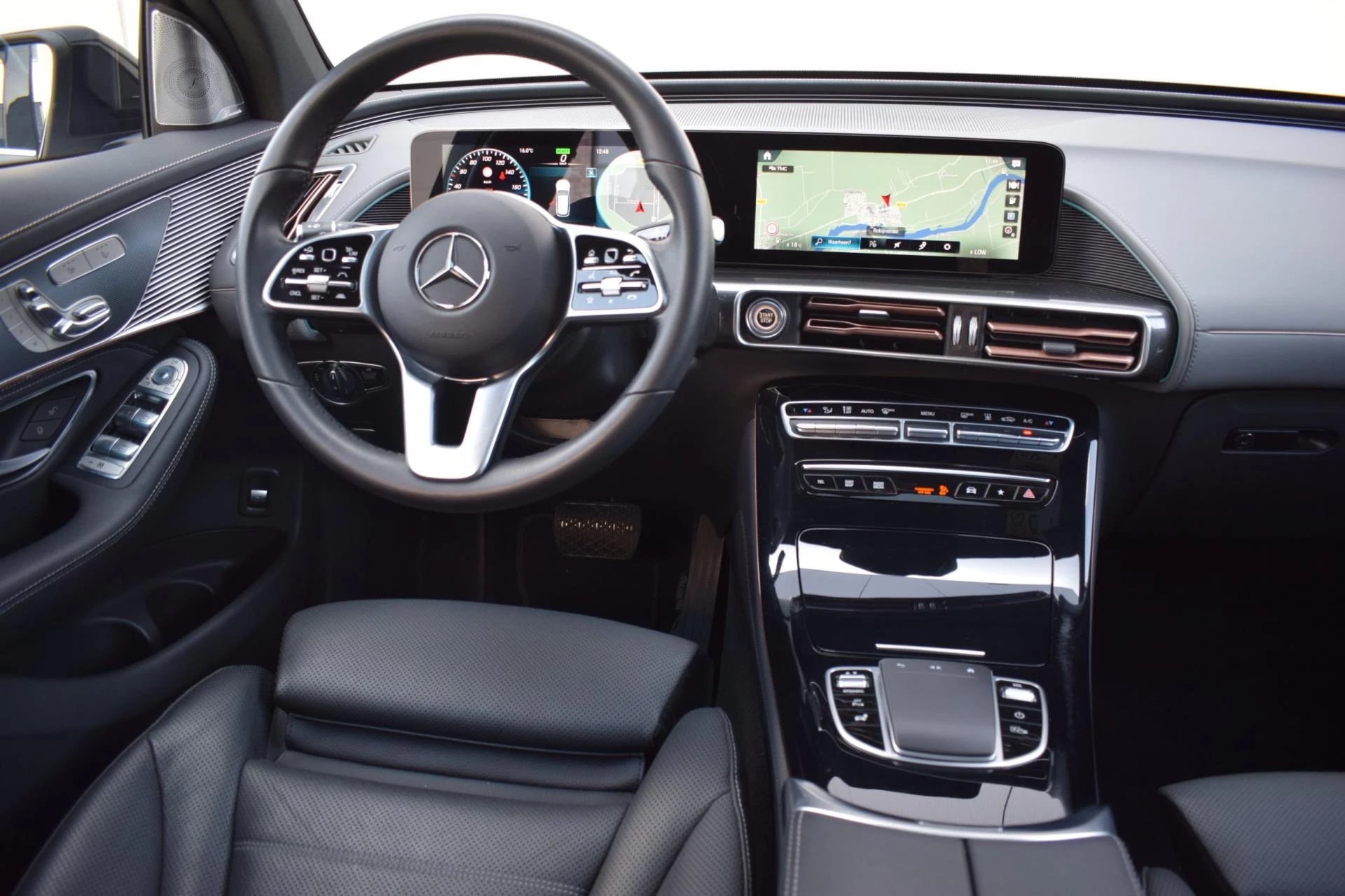 Hoofdafbeelding Mercedes-Benz EQC