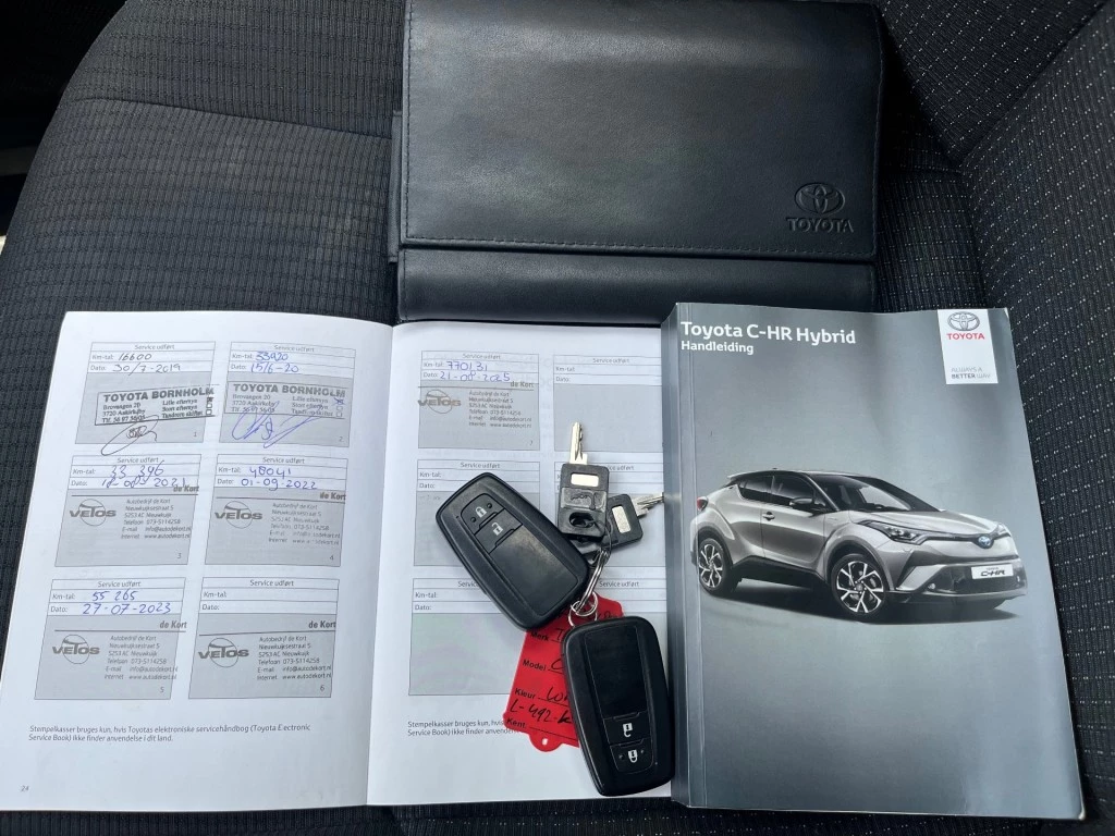 Hoofdafbeelding Toyota C-HR