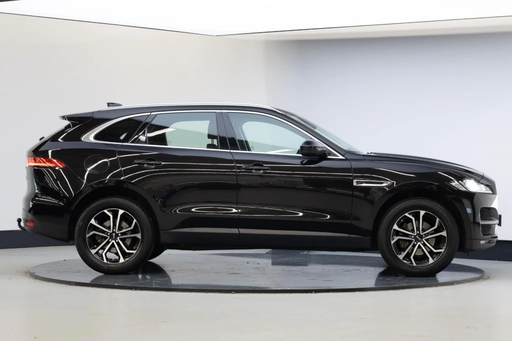Hoofdafbeelding Jaguar F-PACE