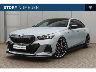 BMW i5 eDrive40 M Sport / Panoramadak / Trekhaak / Bowers & Wilkins / Stoelventilatie / Adaptieve LED / Comfort Access / Parking Assistant Plus