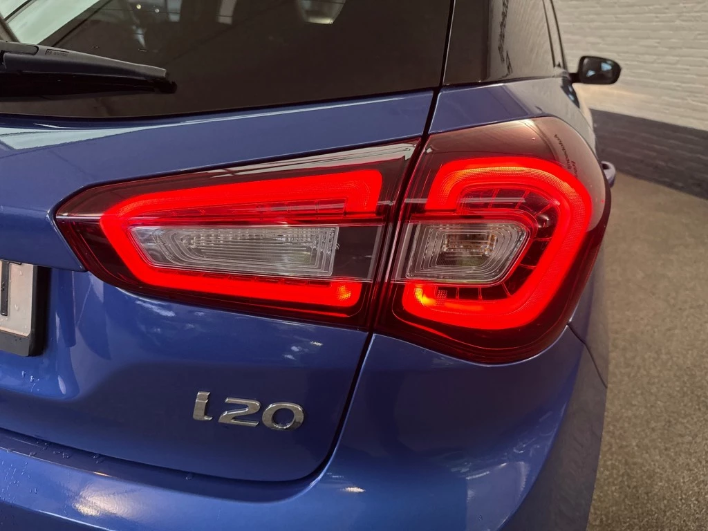Hoofdafbeelding Hyundai i20