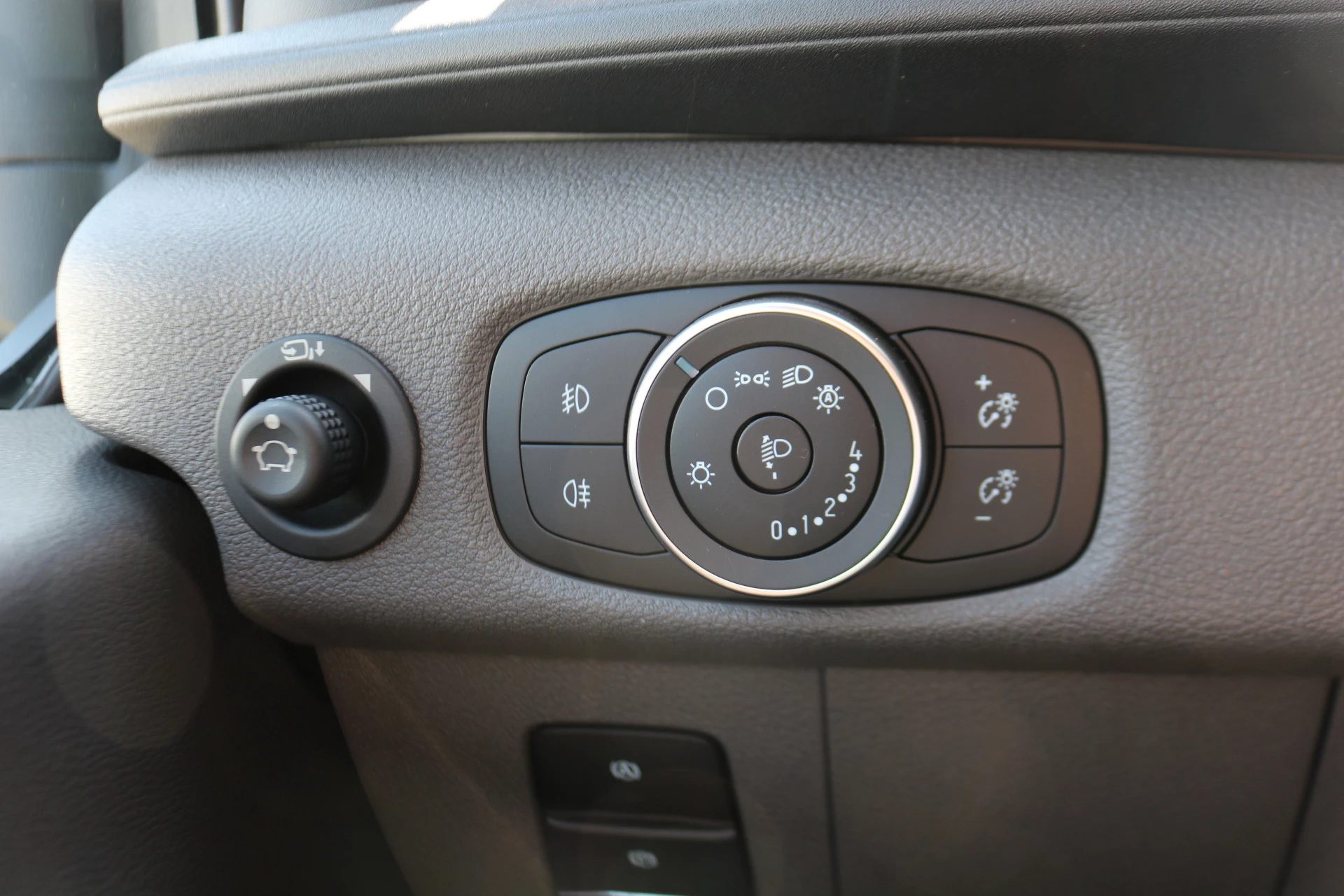 Hoofdafbeelding Ford E-Transit