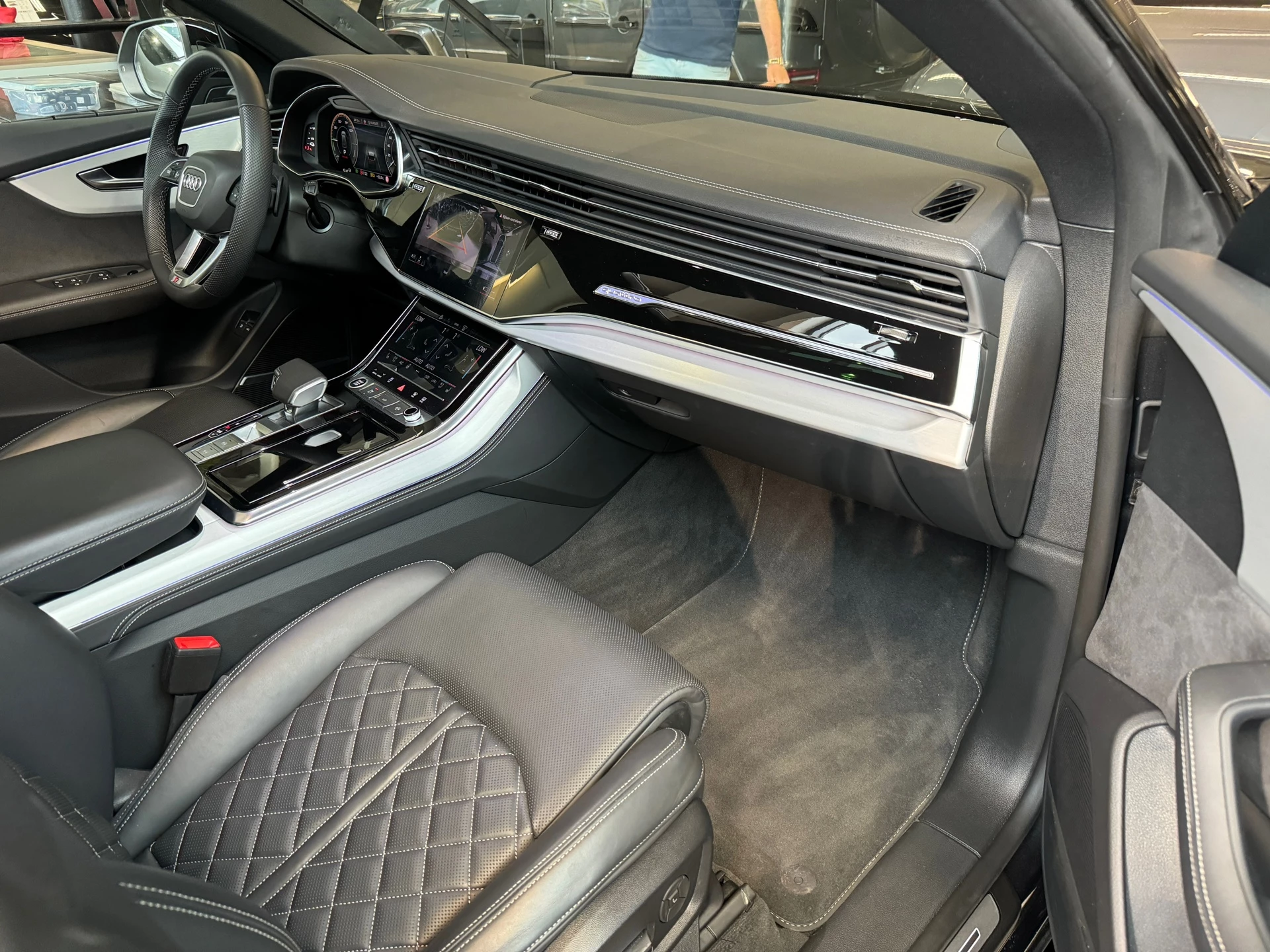 Hoofdafbeelding Audi Q8
