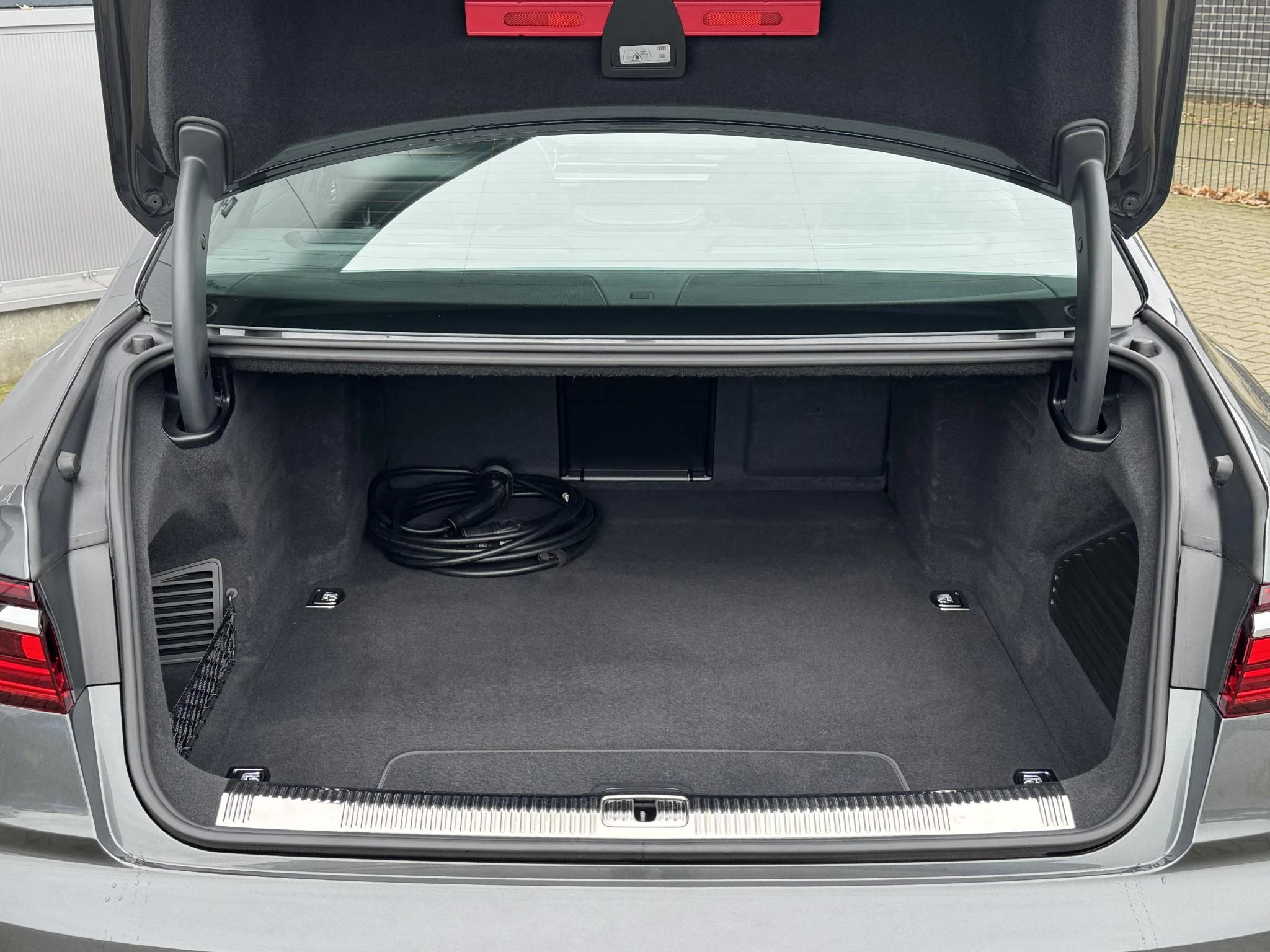 Hoofdafbeelding Audi A8