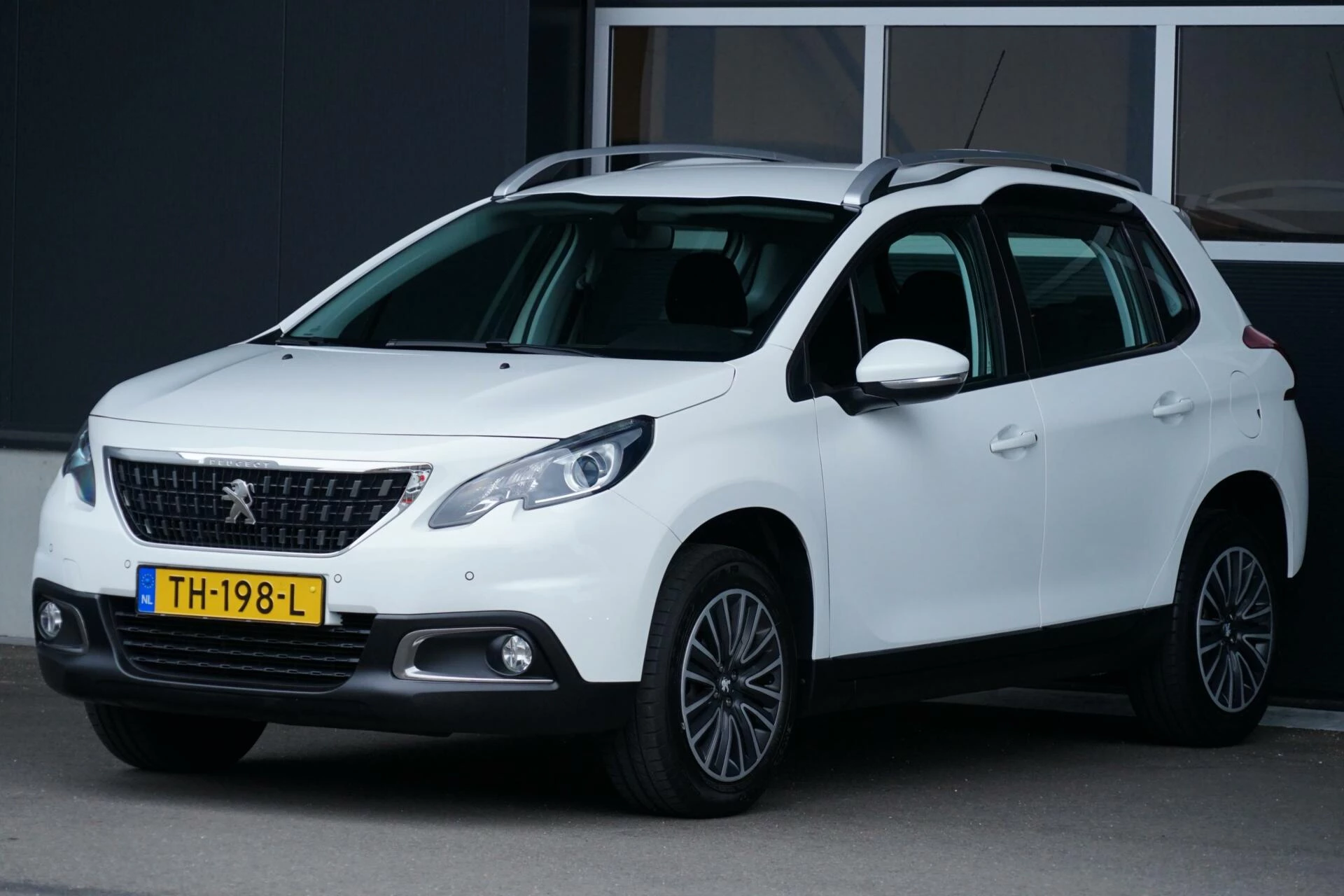 Hoofdafbeelding Peugeot 2008