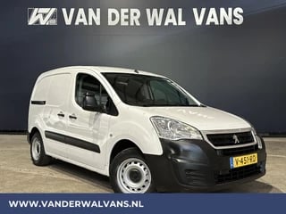 Hoofdafbeelding Peugeot Partner Peugeot Partner 1.6 BlueHDi 100pk L1H1 Euro6 Airco | Trekhaak | Apple Carplay | Cruisecontrol Verwarmde voorruit, Zijdeur