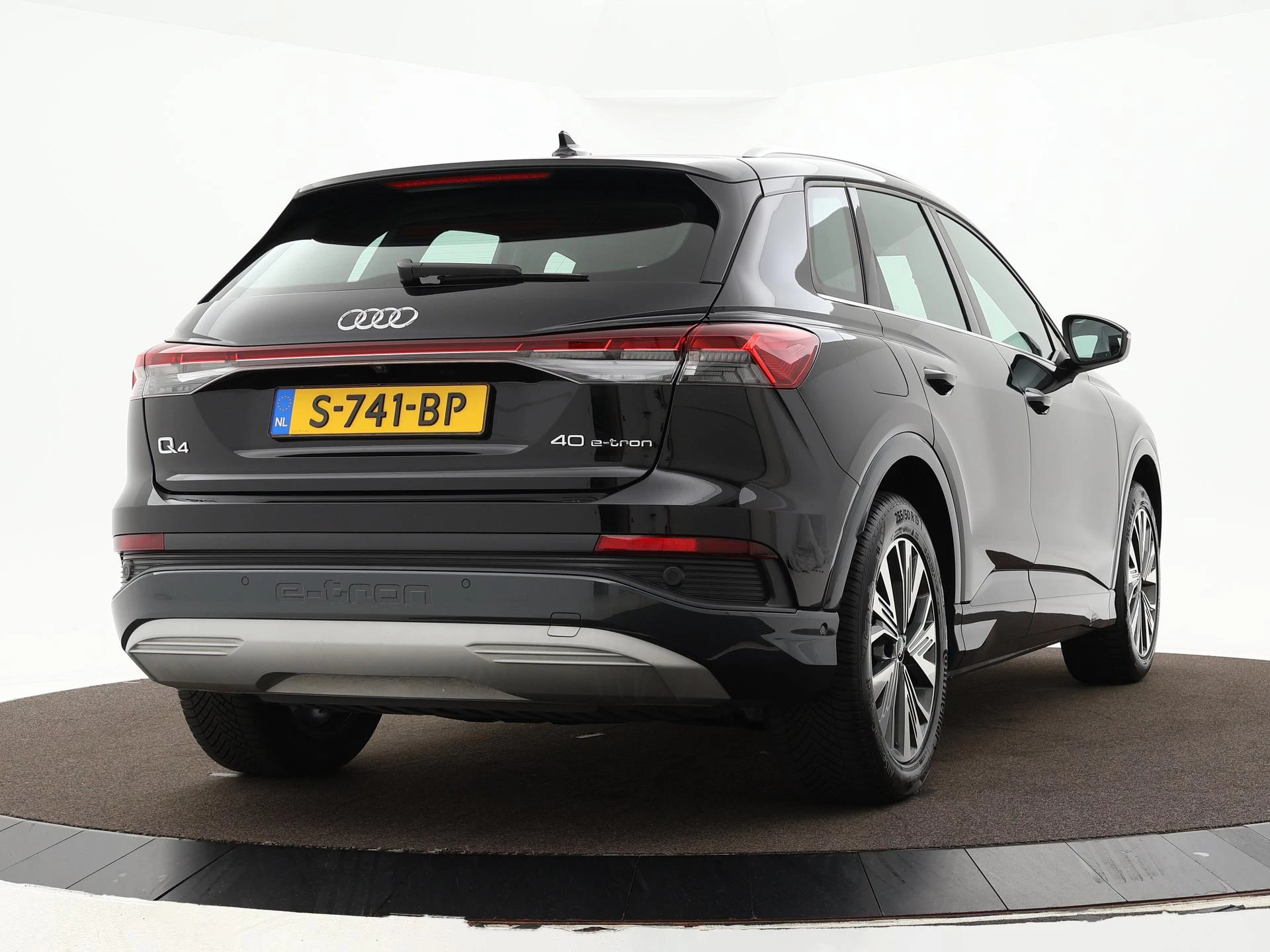 Hoofdafbeelding Audi Q4 e-tron