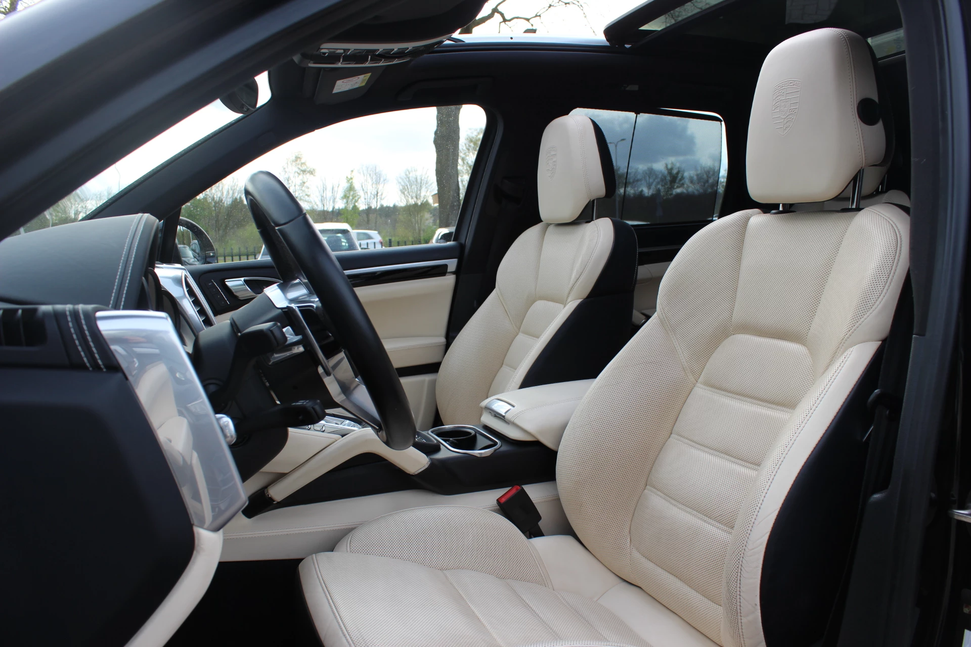 Hoofdafbeelding Porsche Cayenne