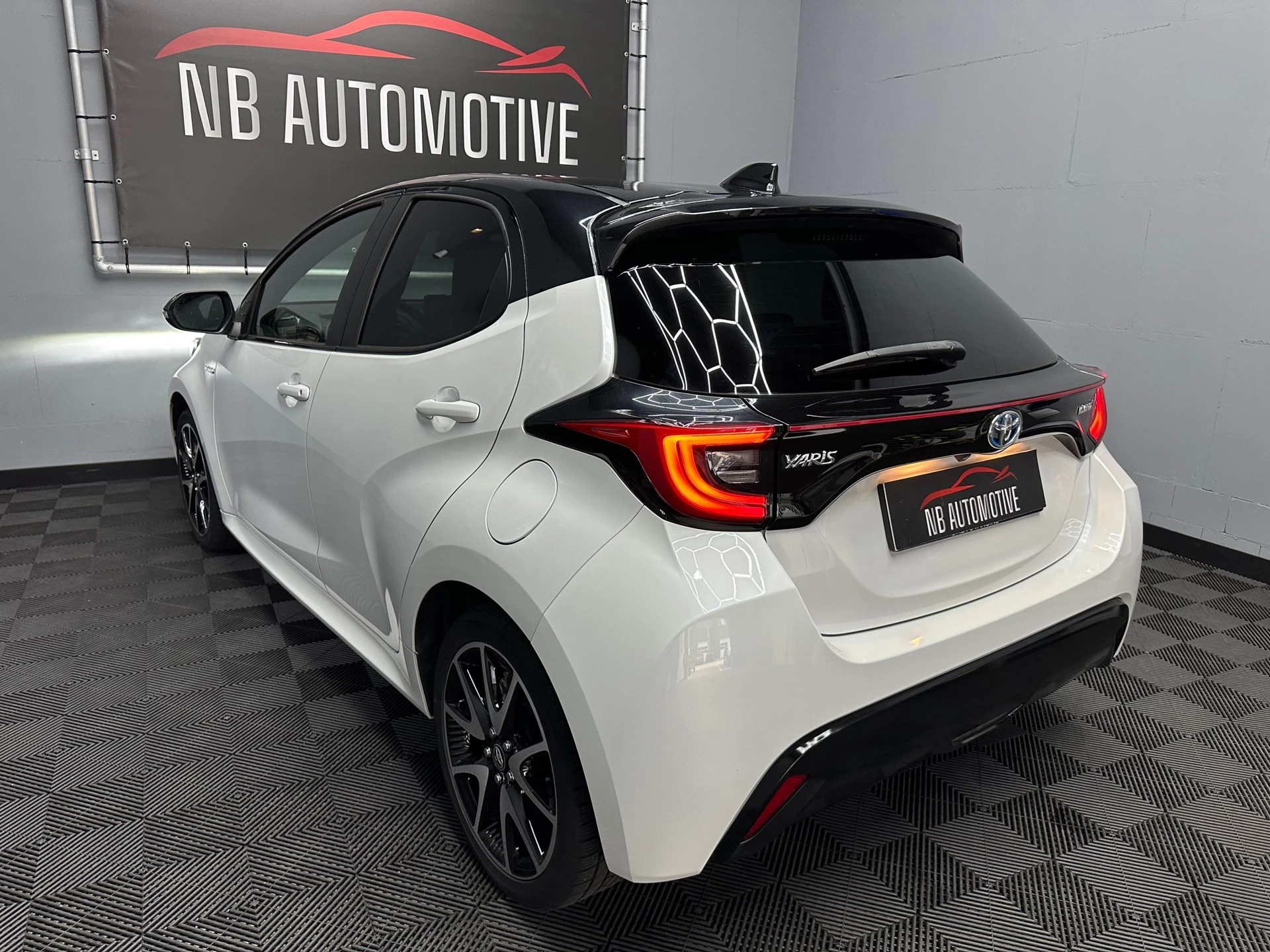 Hoofdafbeelding Toyota Yaris