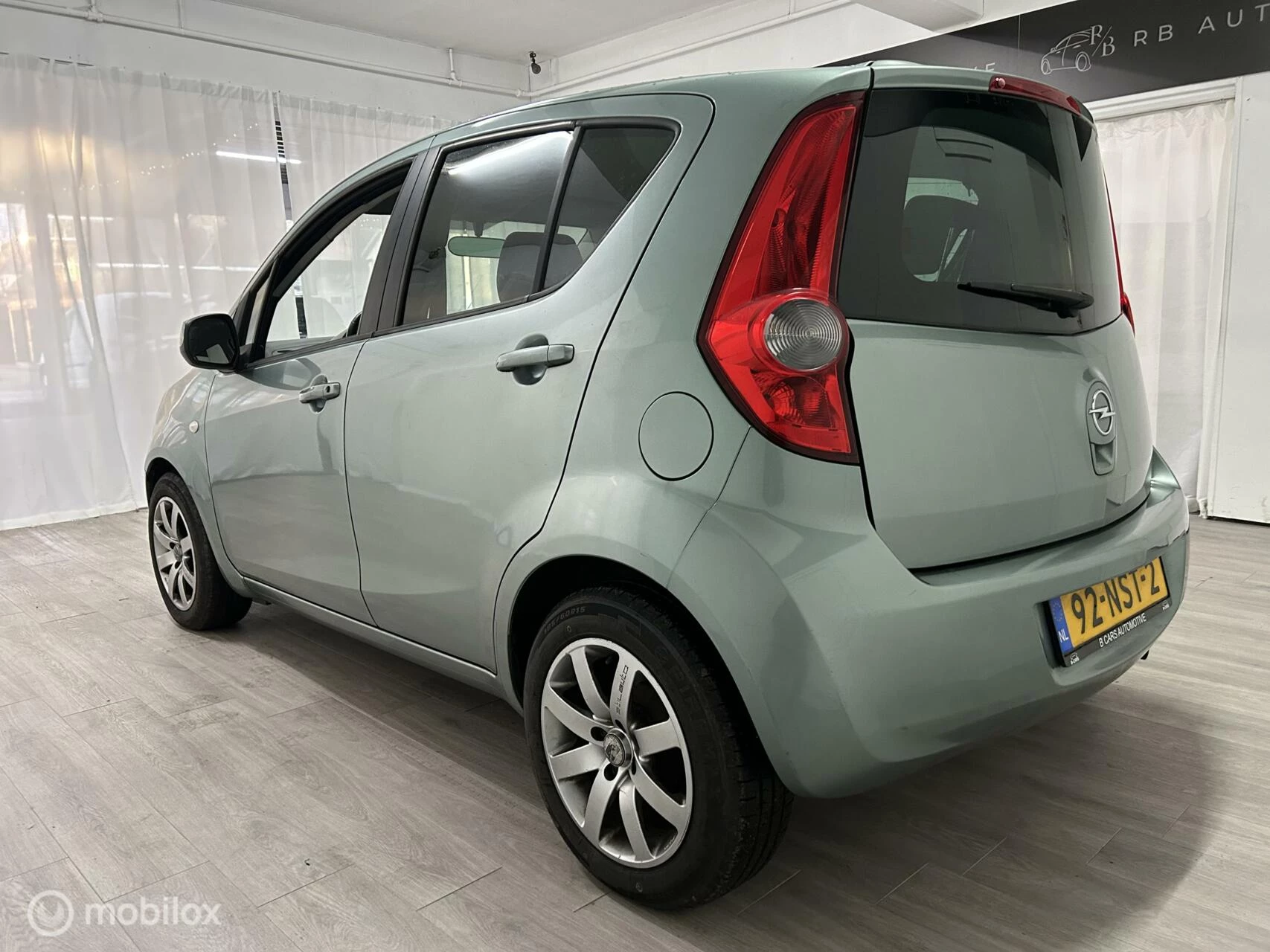 Hoofdafbeelding Opel Agila