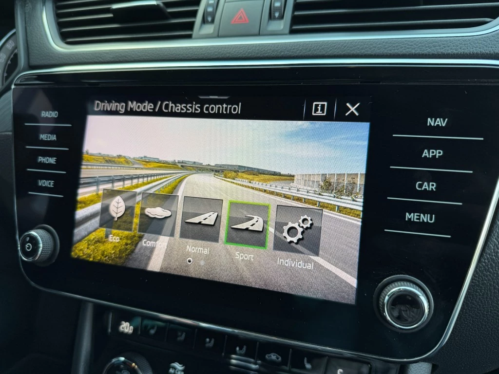 Hoofdafbeelding Škoda Superb