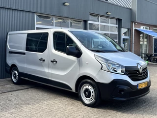 Hoofdafbeelding Renault Trafic Renault Trafic 1.6 dCi L2H1 DC Marge Btw / Bpm vrij Airco Cruise controle Navigatie 5 persoons Dubbele cabine Euro 5 Lang Verlengde wielbasis 1e eigenaar Ex overheid
