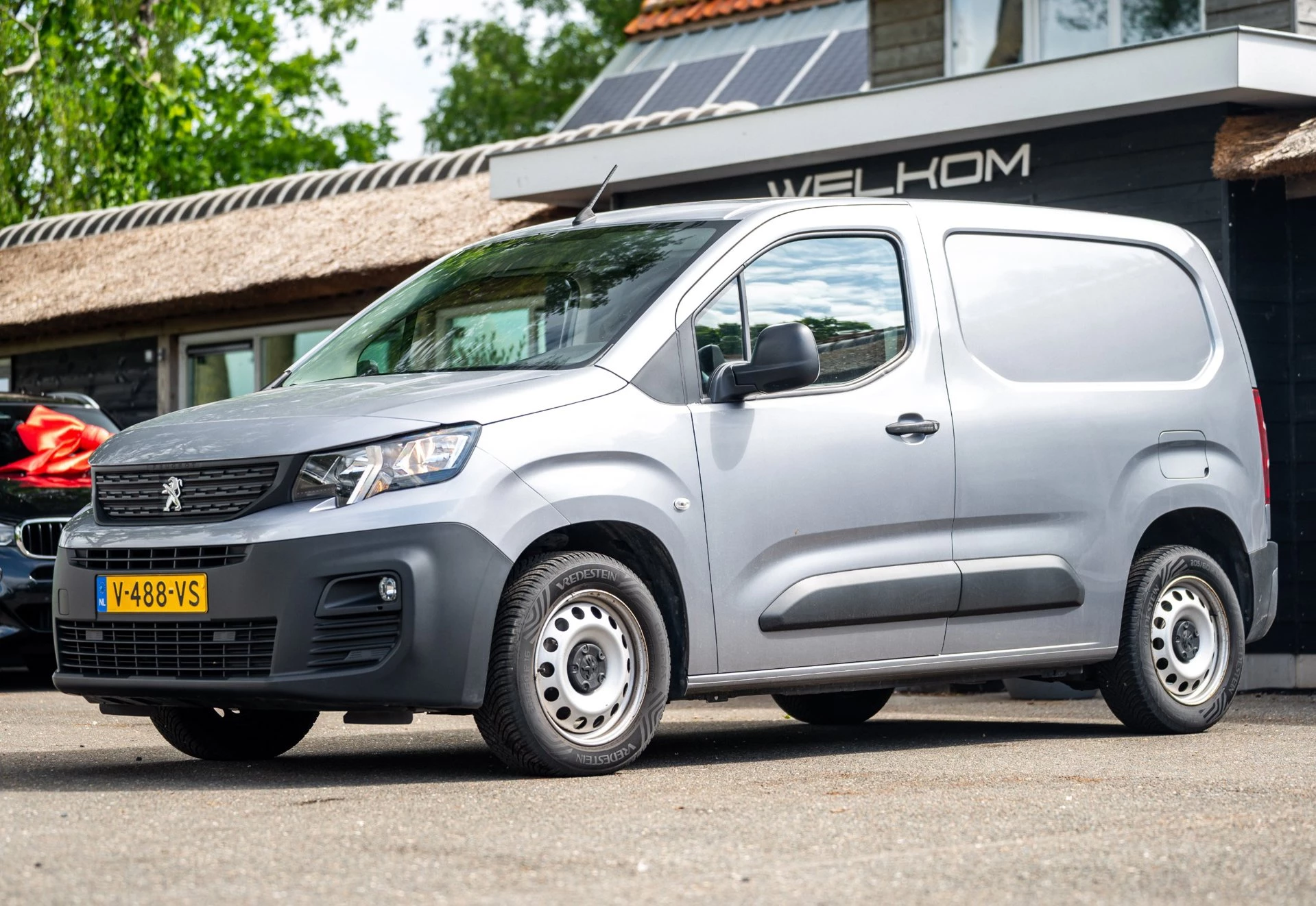 Hoofdafbeelding Peugeot Partner
