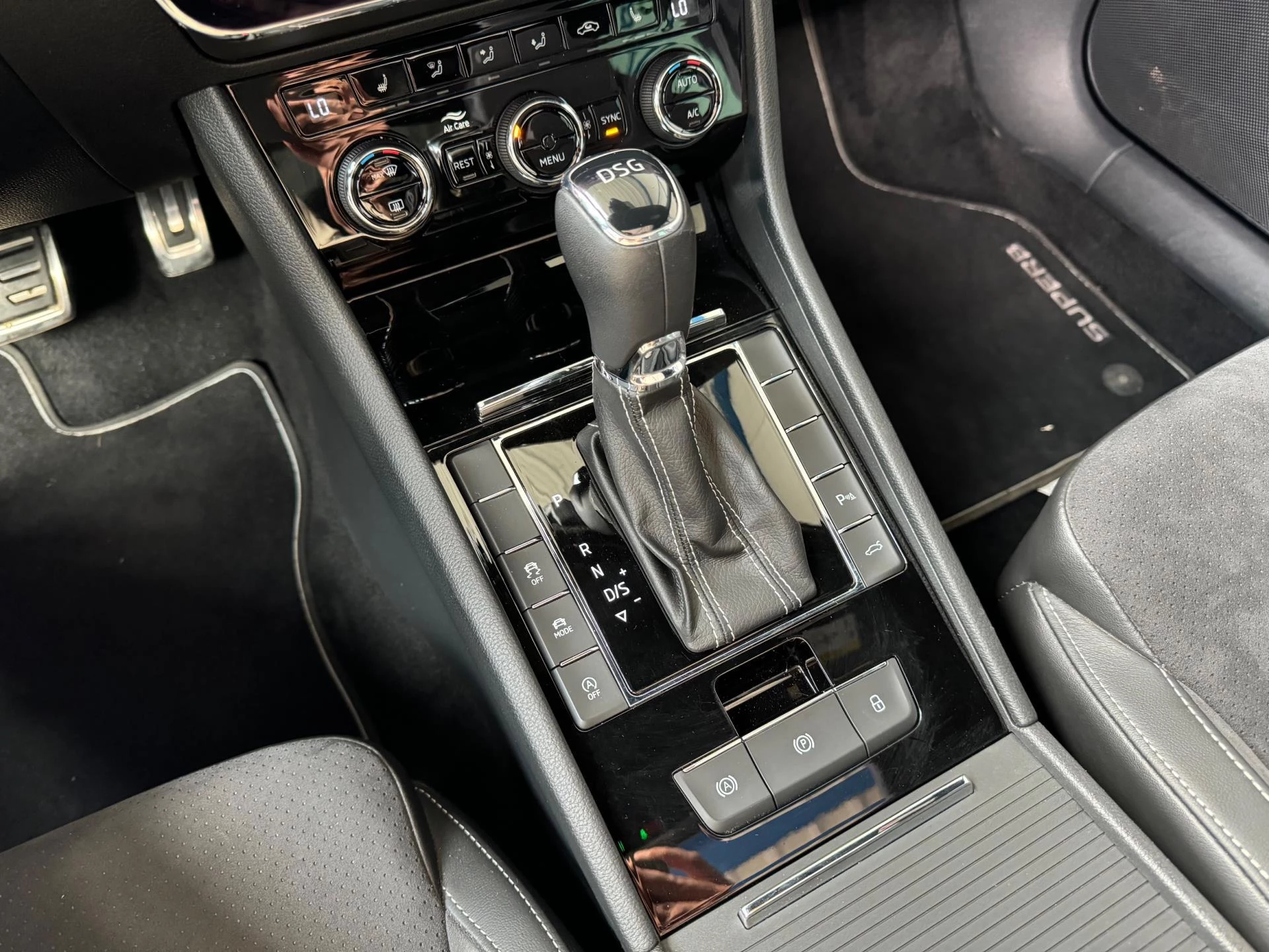 Hoofdafbeelding Škoda Superb