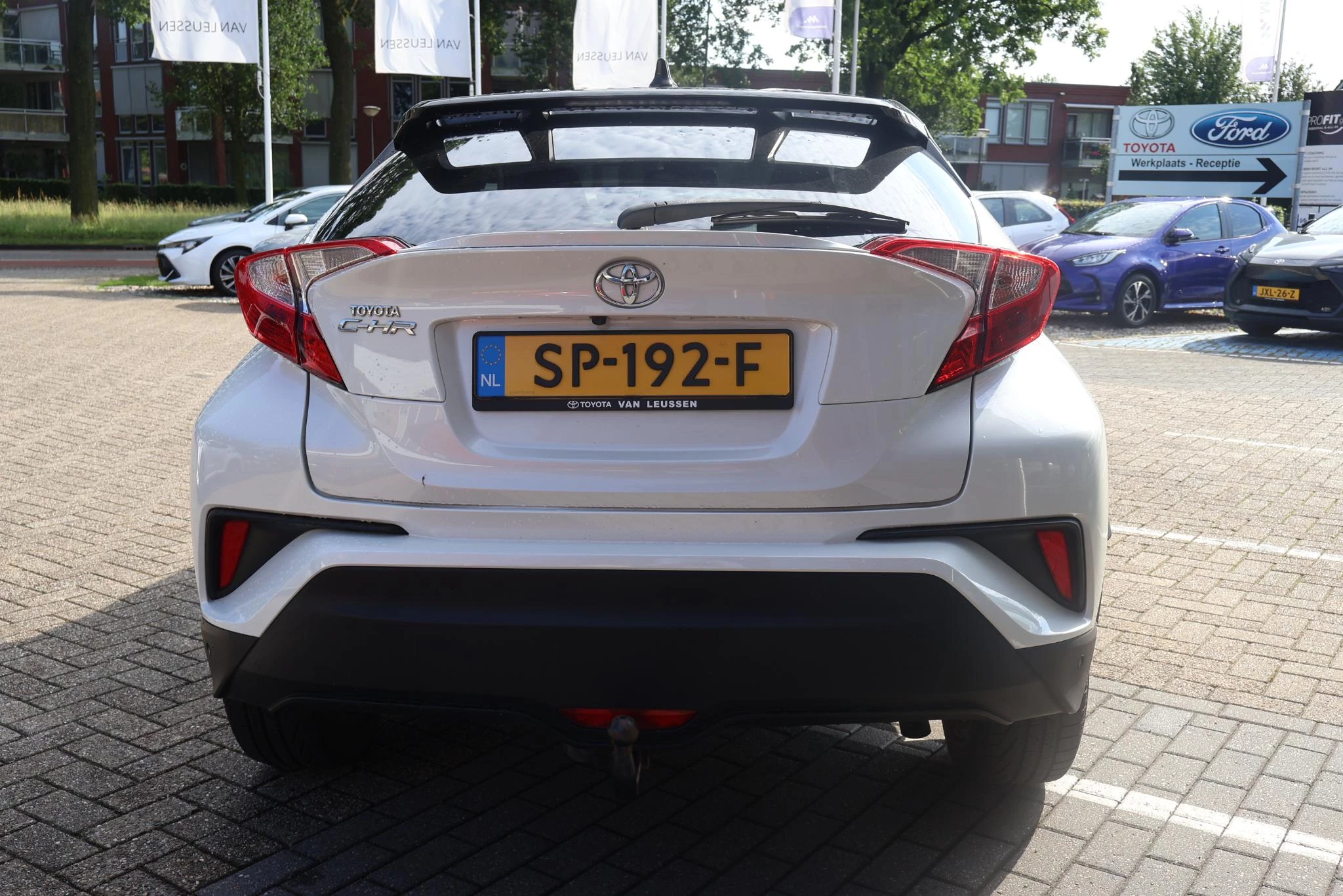 Hoofdafbeelding Toyota C-HR