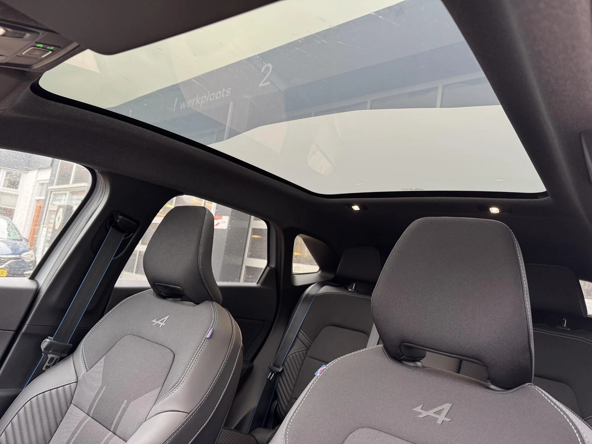 Hoofdafbeelding Renault Symbioz