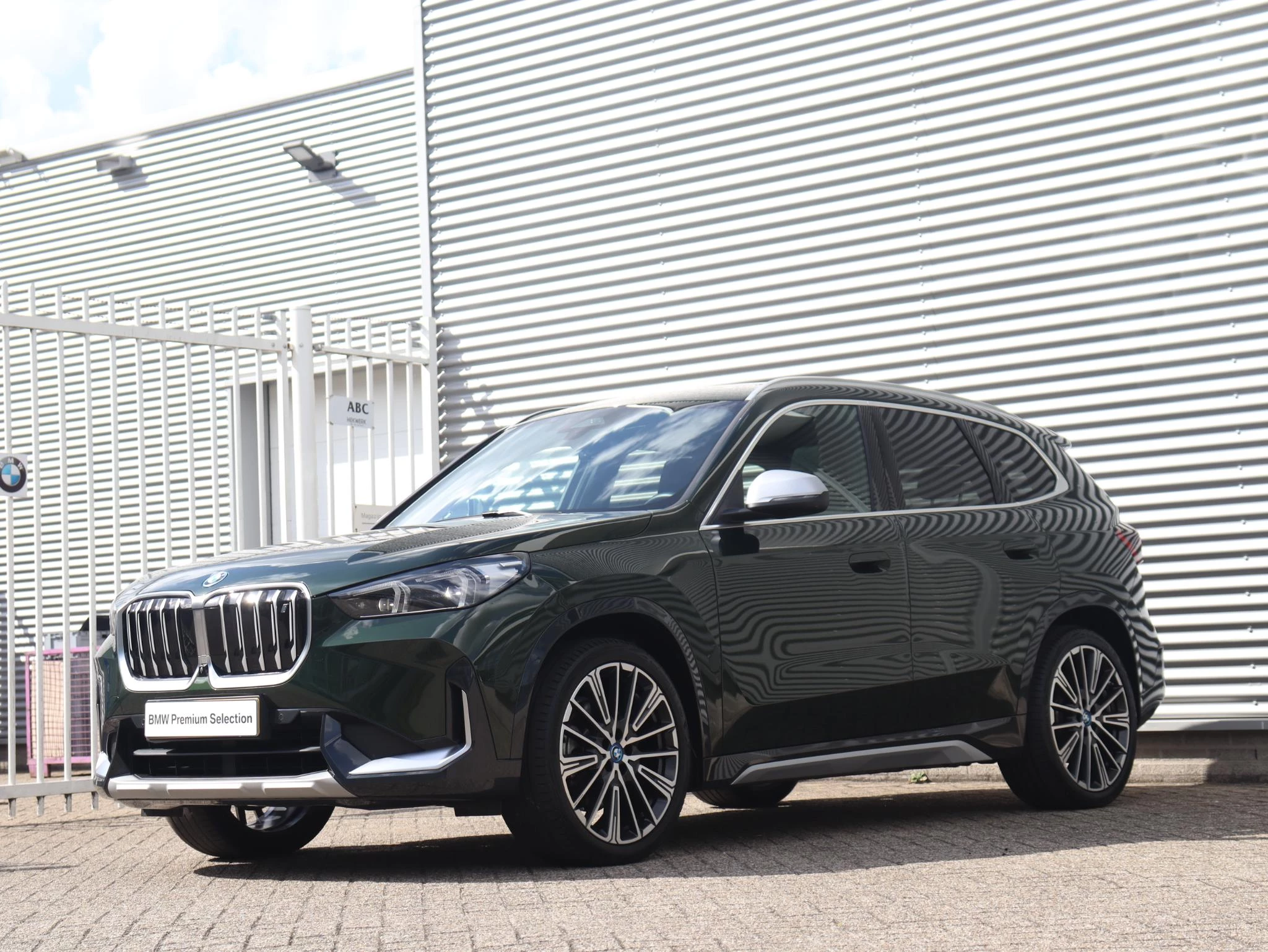 Hoofdafbeelding BMW iX1