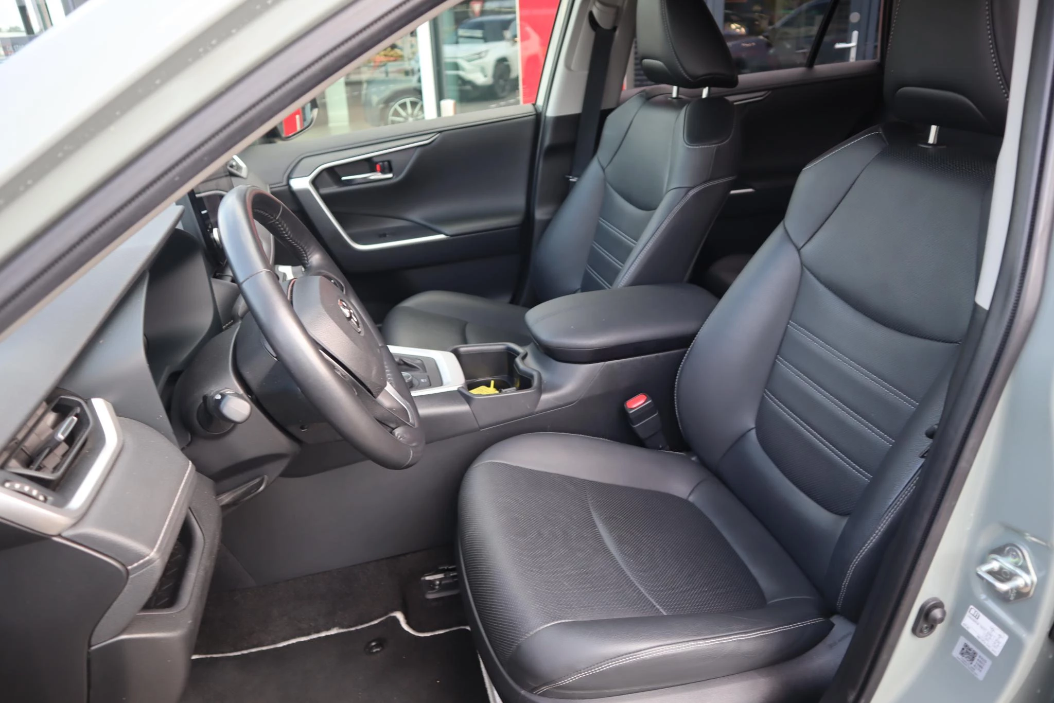 Hoofdafbeelding Toyota RAV4