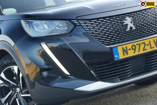 Peugeot 2008 1.2 PureTech Allure Pack - Noir Perla Nera - Camera/Carplay/Clima