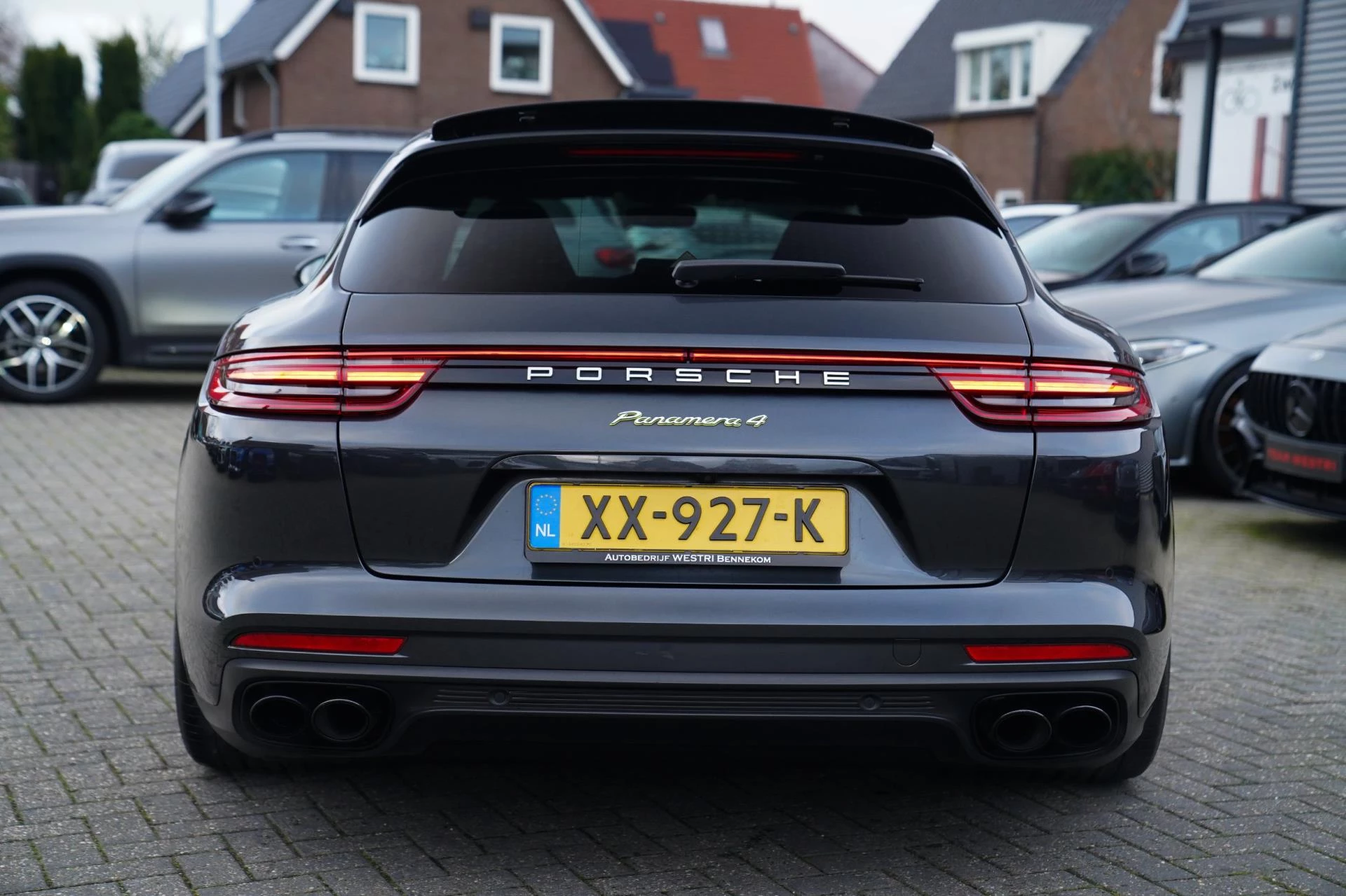 Hoofdafbeelding Porsche Panamera