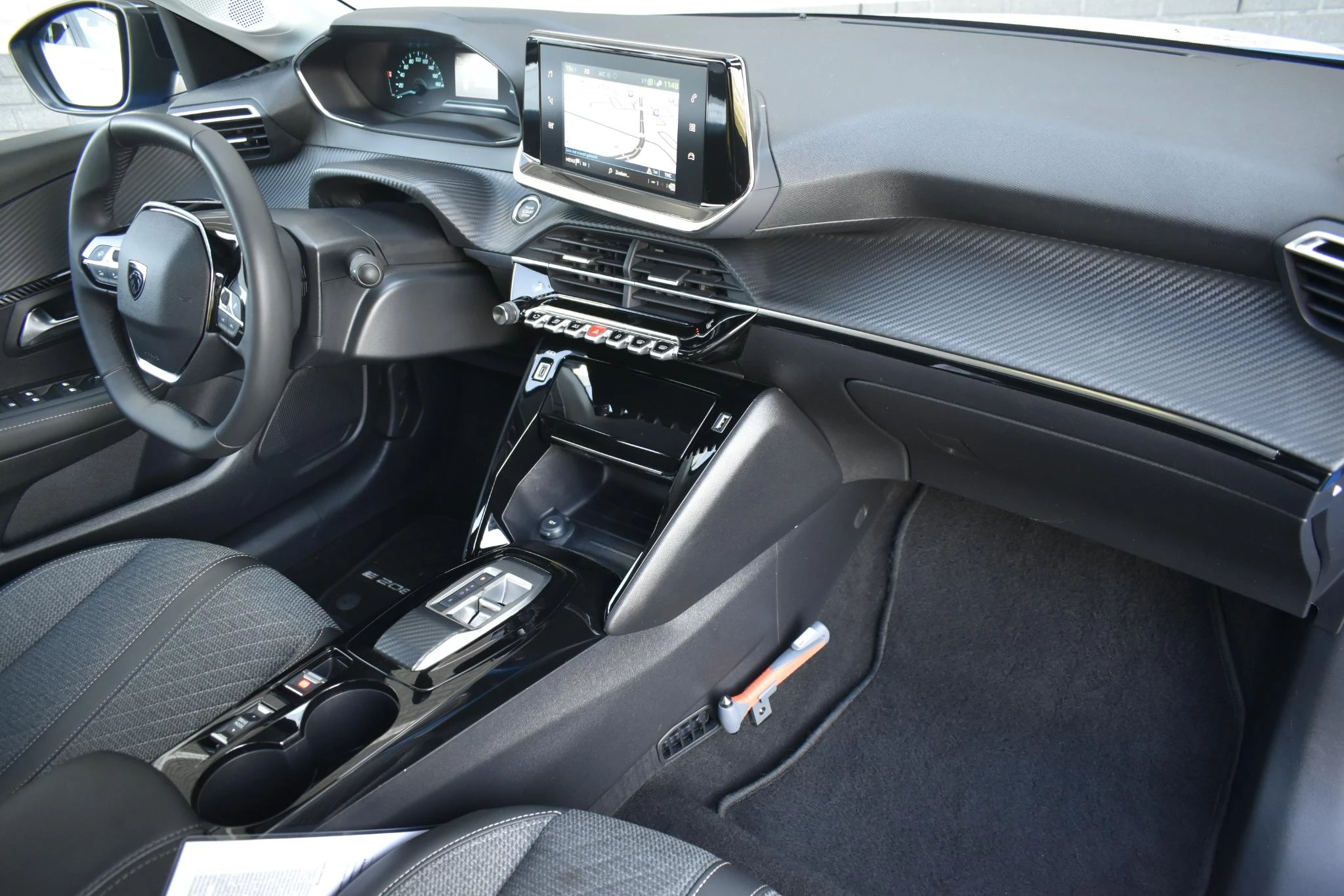 Hoofdafbeelding Peugeot e-208