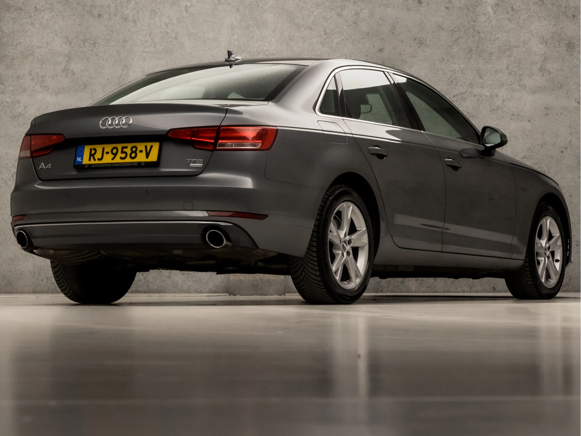 Hoofdafbeelding Audi A4