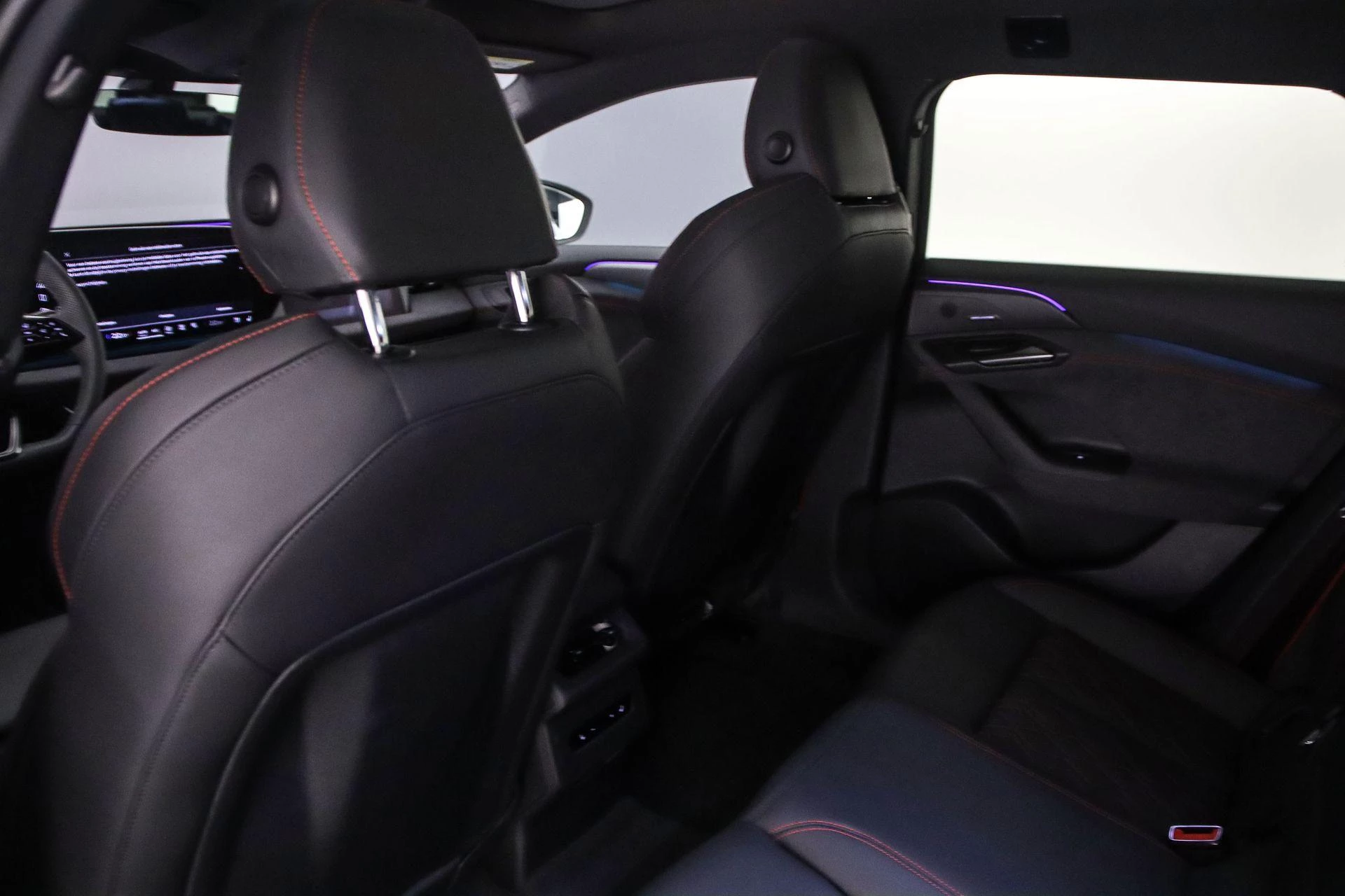 Hoofdafbeelding Audi A6 Avant e-tron