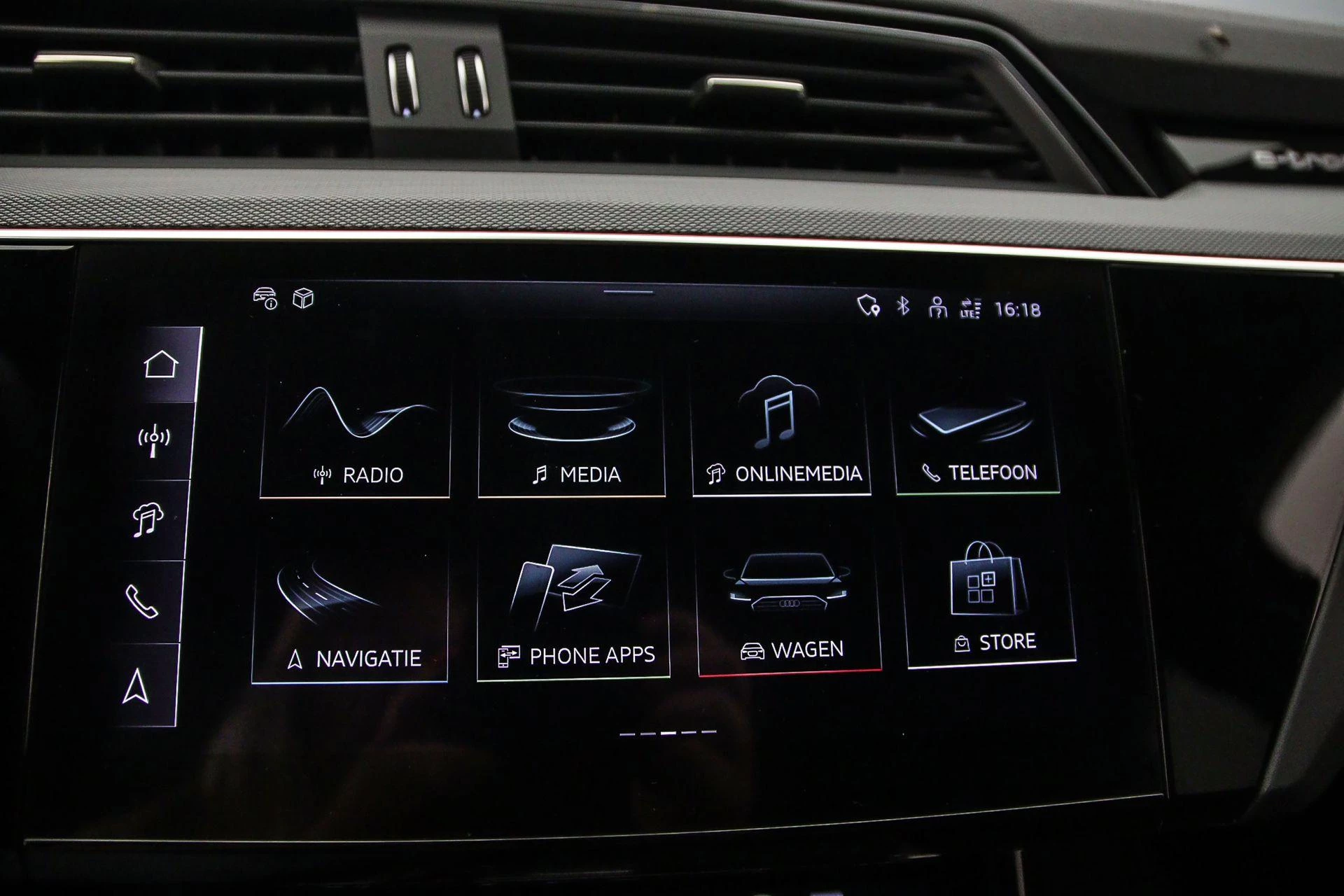 Hoofdafbeelding Audi Q8 e-tron